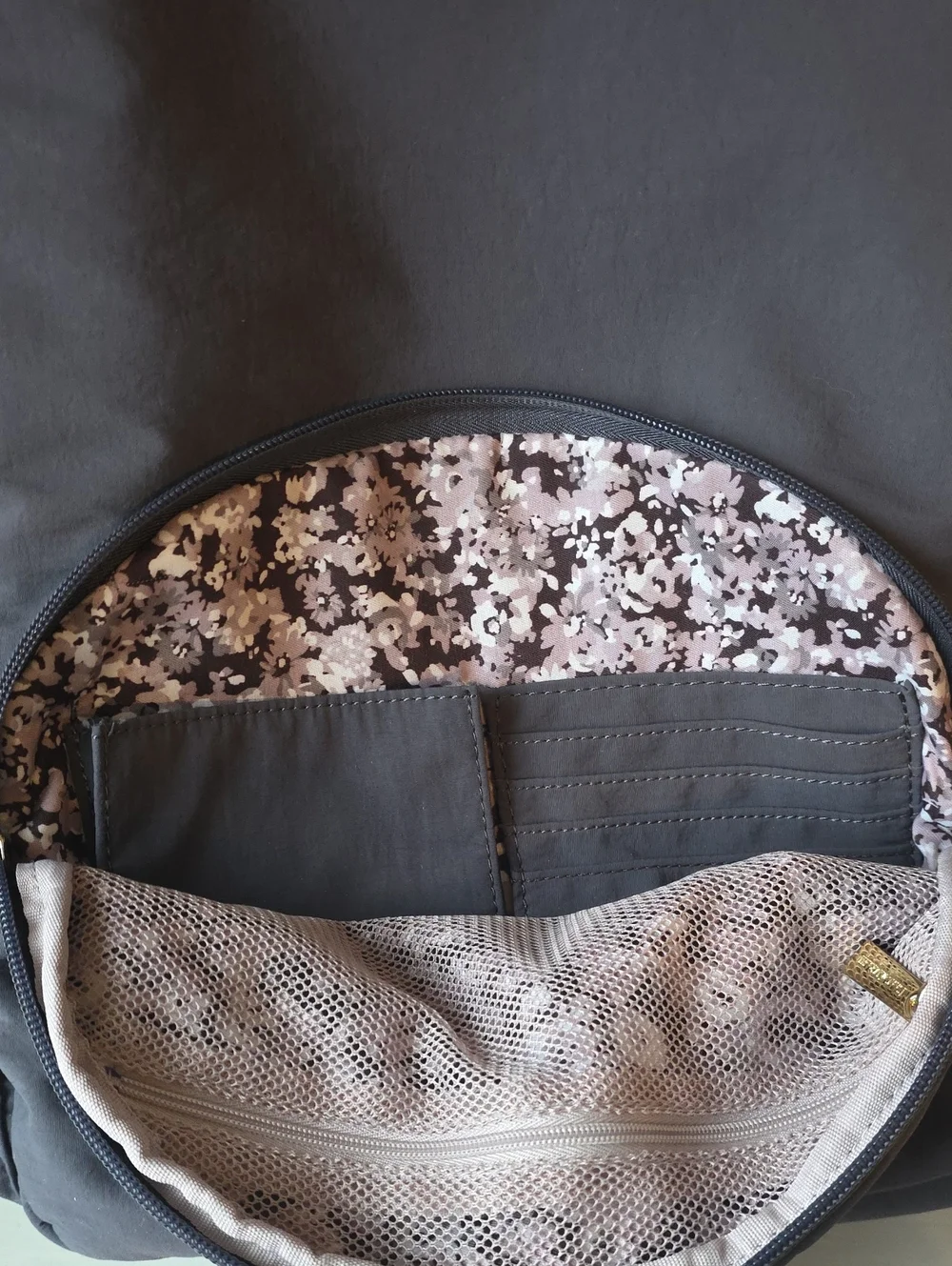 Isaac Mizrahi New York Nylon Travel Backpack | Slate Gray | Excellent Condition